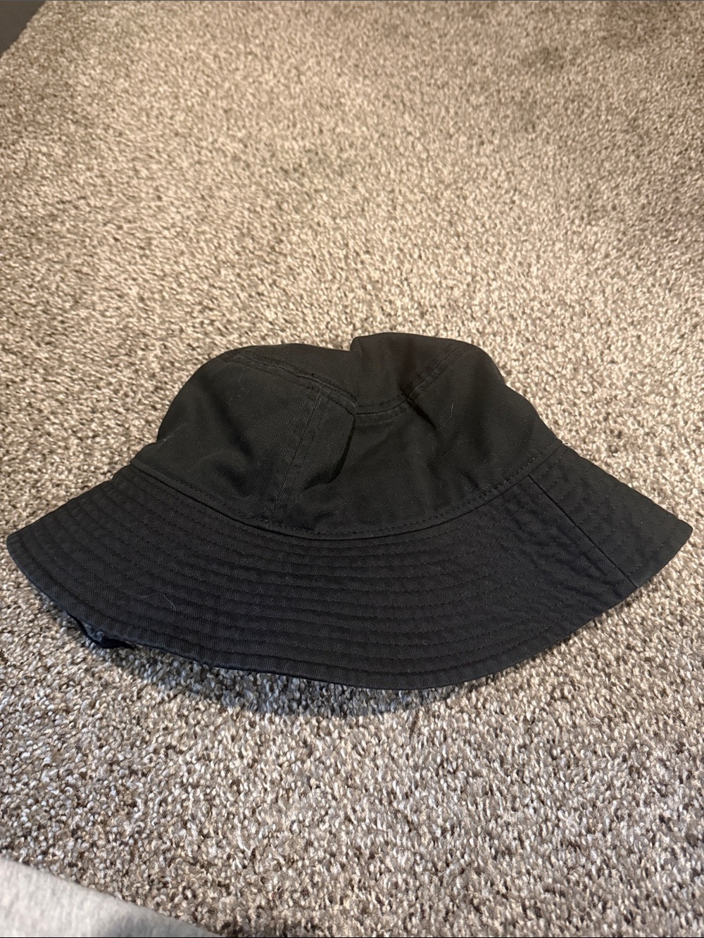 Universal Thread Black Wide-Brim Bucket Hat